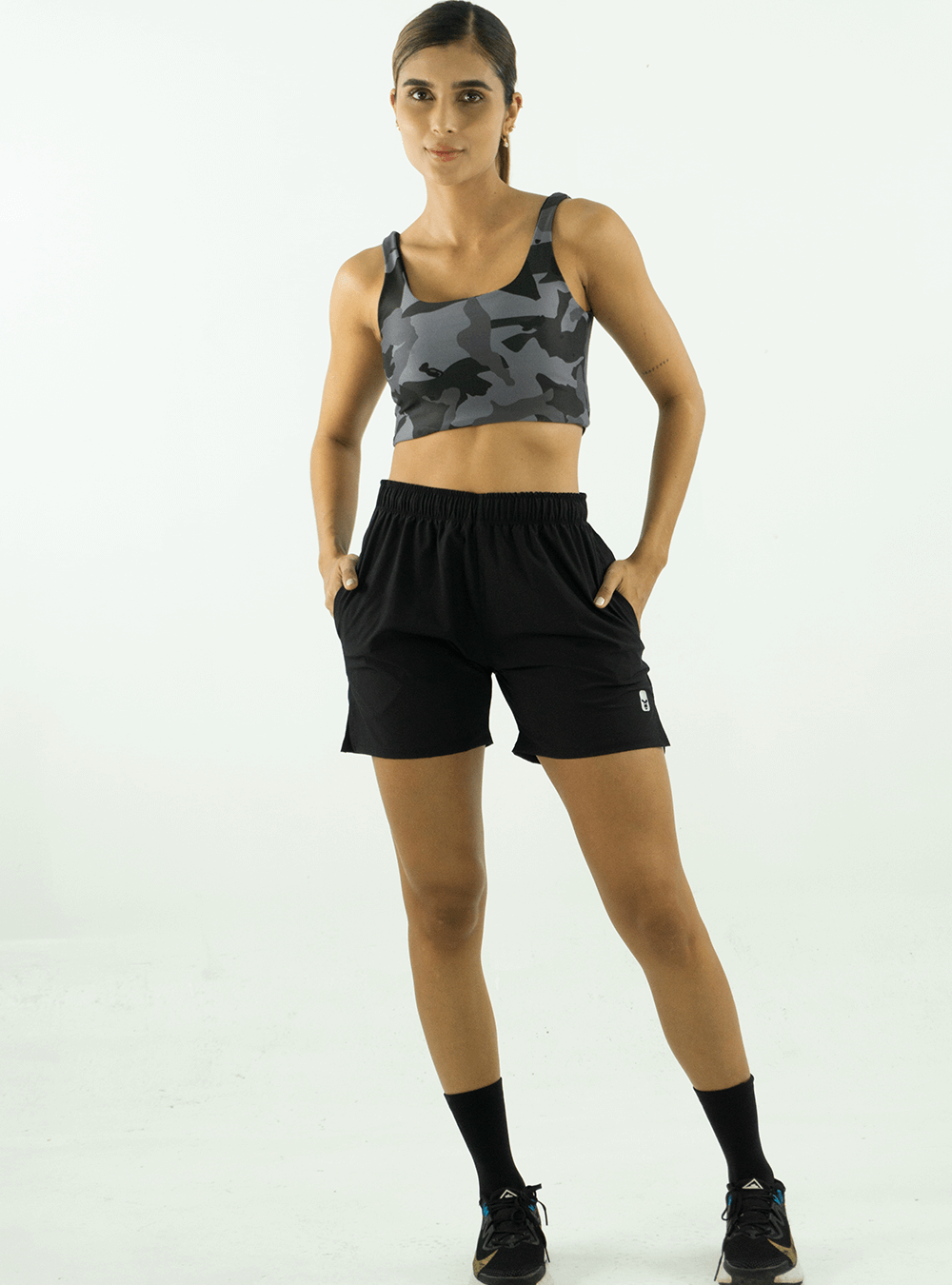 Short Ajustado Negro